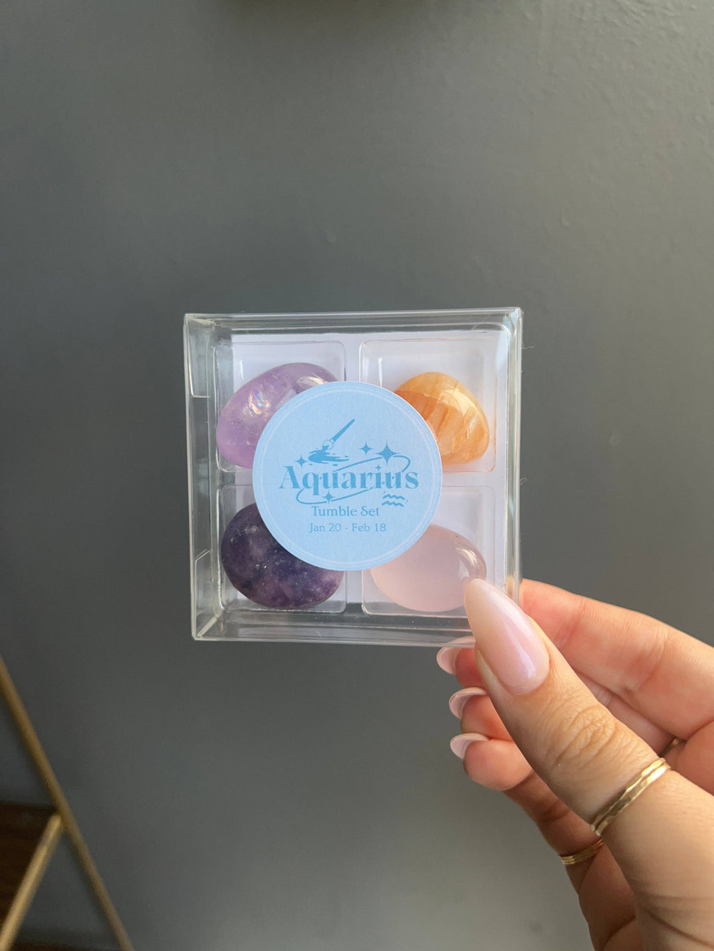 Aquarius Zodiac Tumbled Crystal Set - Innovation & Clarity