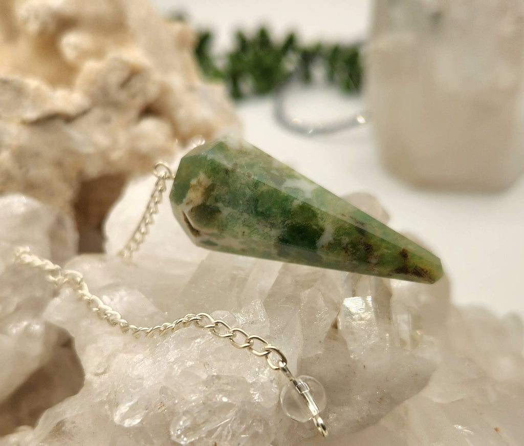 Moss Agate Pendulum w/Silver Plated Chain