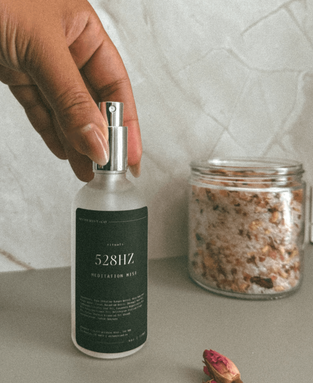 528hz Meditation Mist