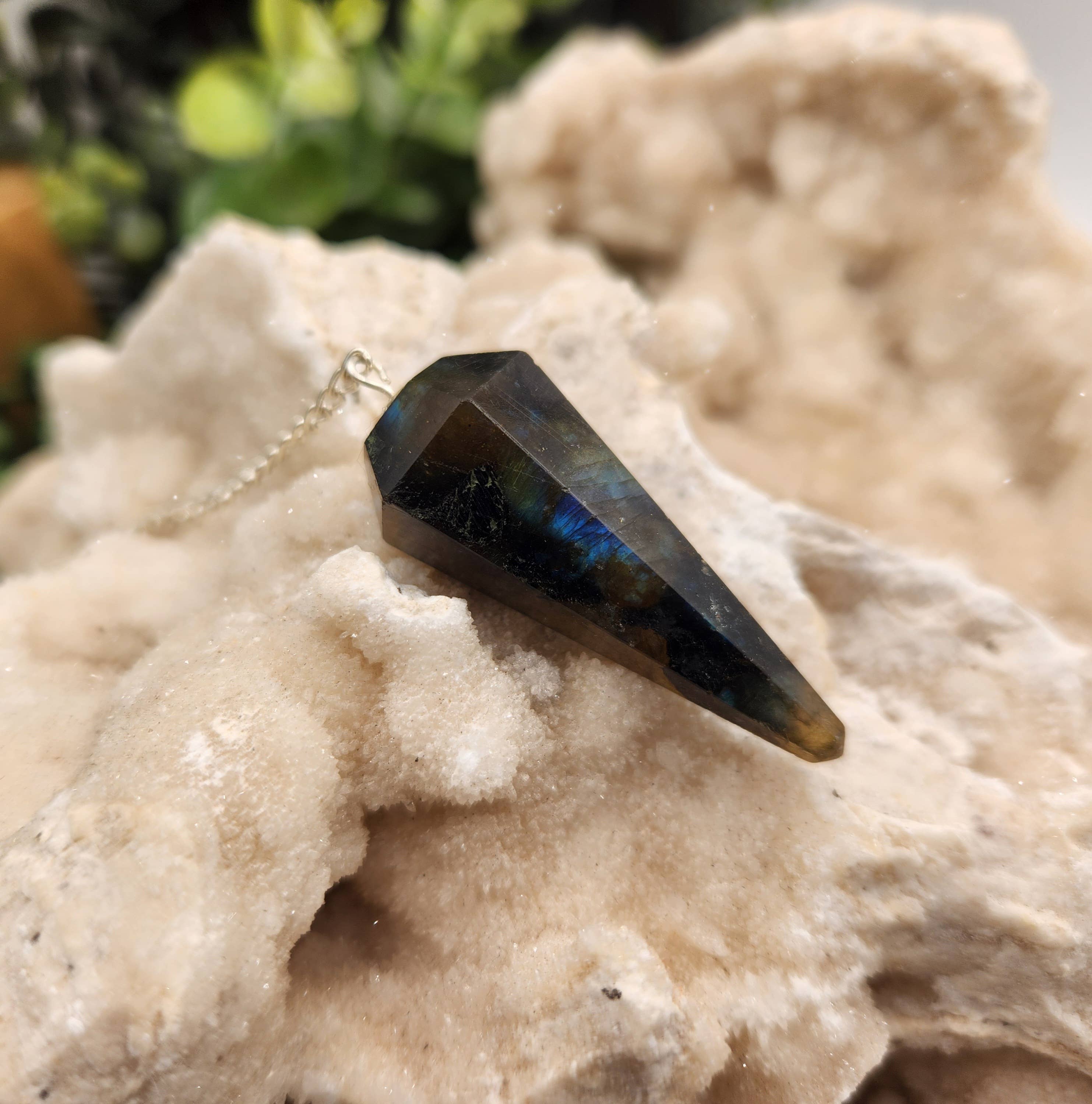 Labradorite Pendulum w/Silver Plated Chain