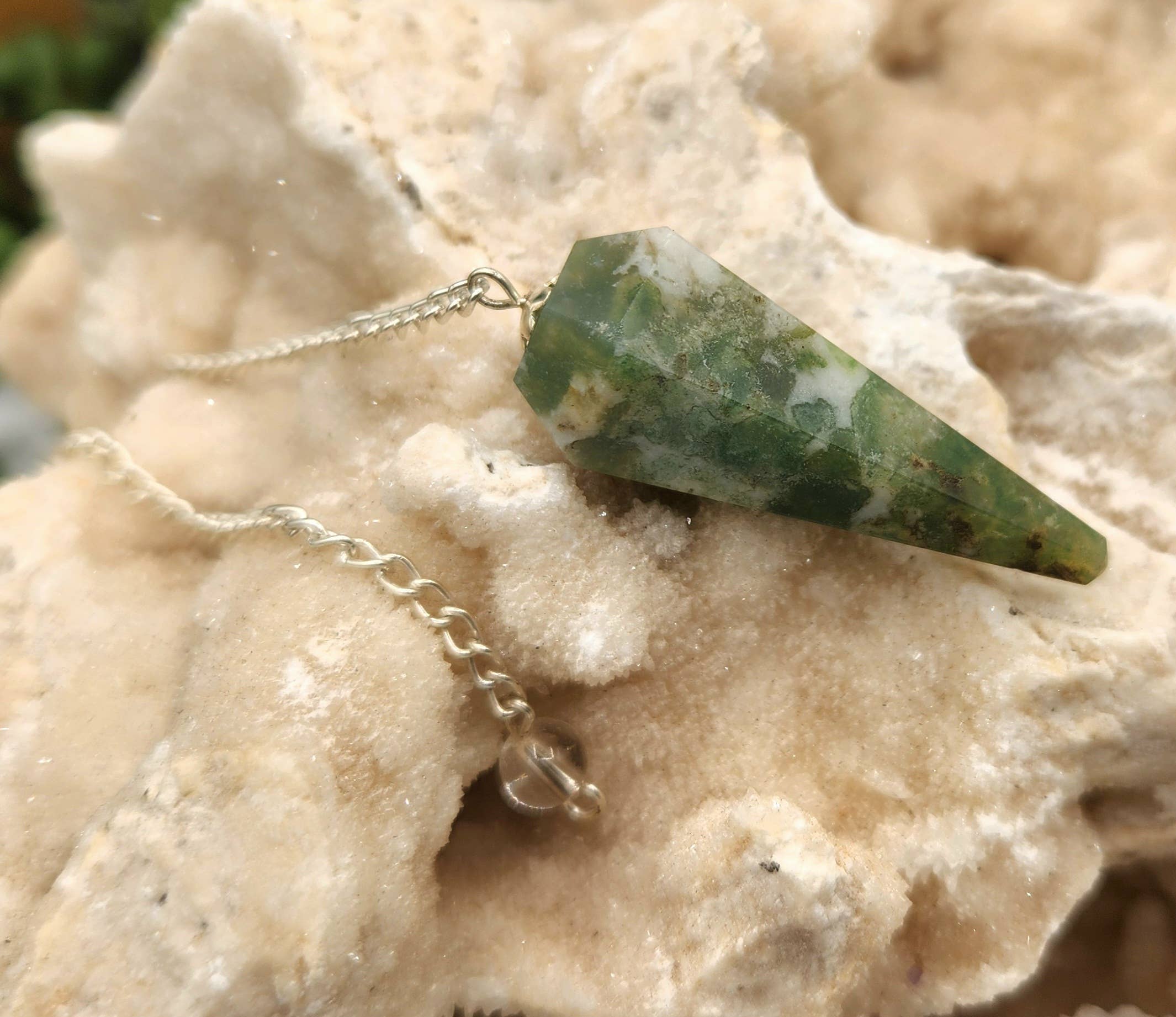 Moss Agate Pendulum w/Silver Plated Chain