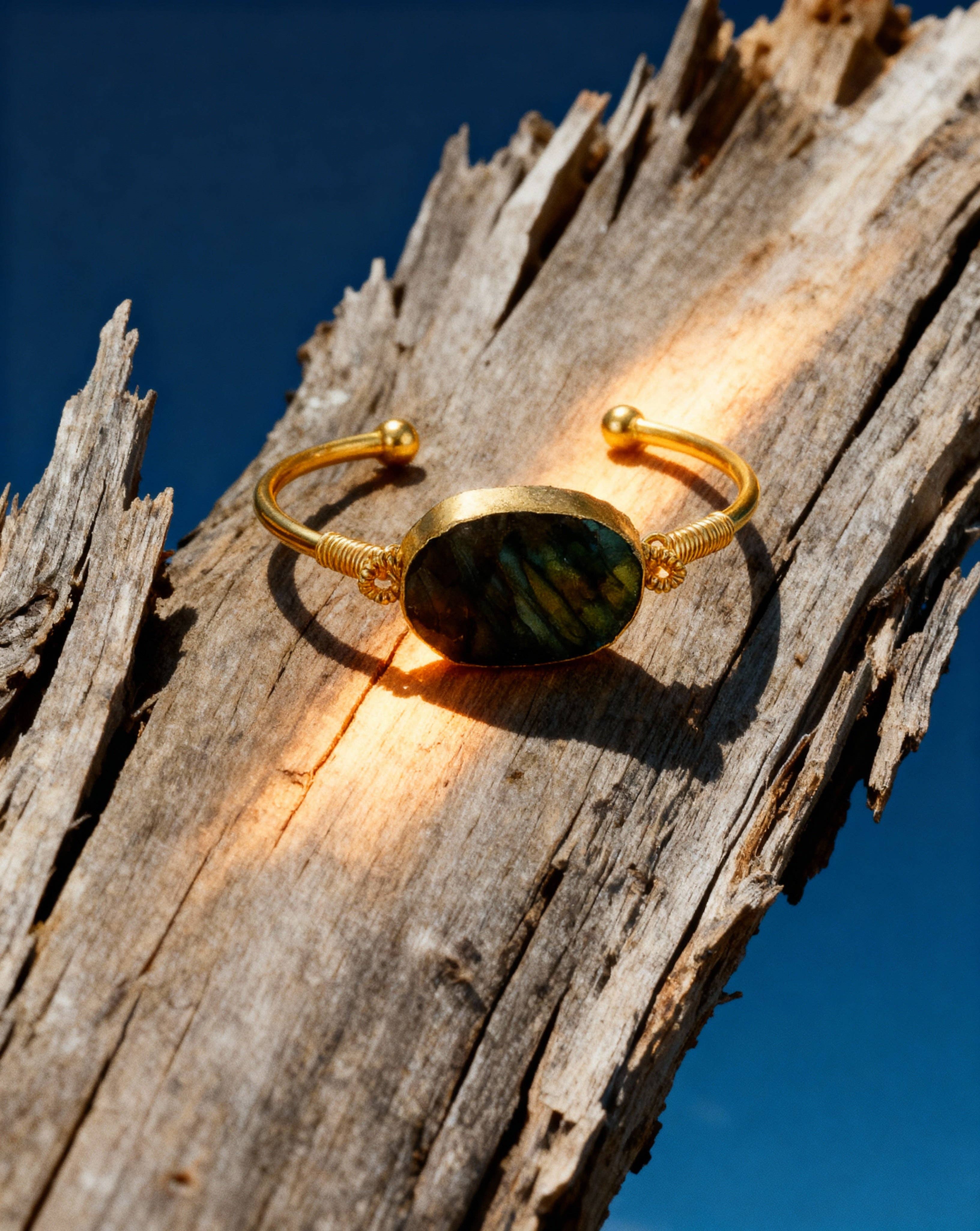 Open Bracelet with Labradorite — 18K Gold Plated