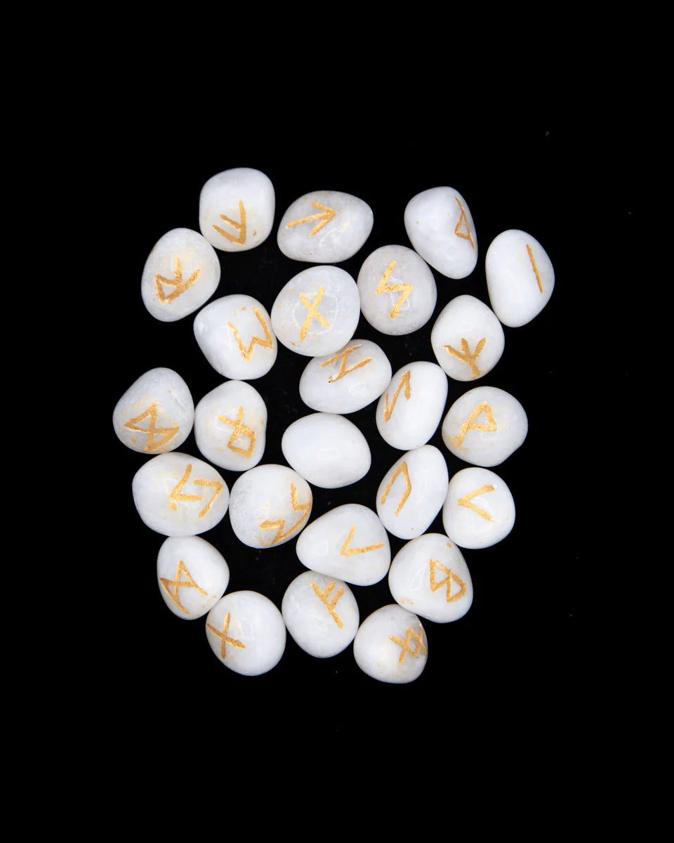 Snow Quartz Rune Set