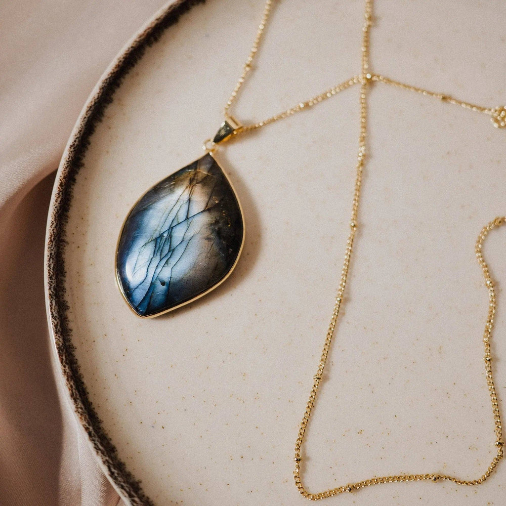 Balance Stone, Labradorite Pendant, Spiritual Protection