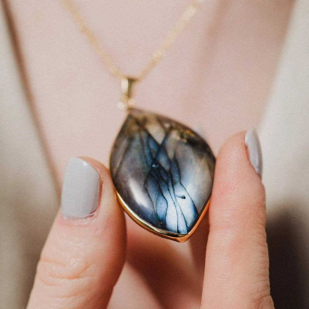 Balance Stone, Labradorite Pendant, Spiritual Protection