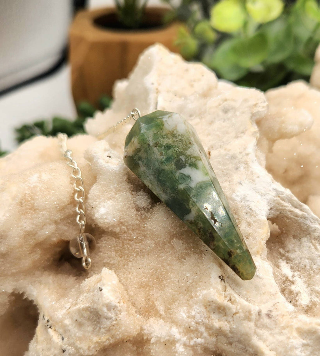 Moss Agate Pendulum w/Silver Plated Chain